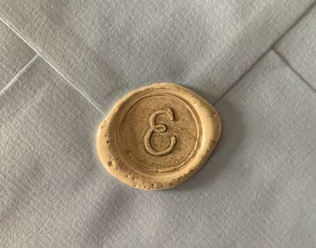 timbro ceralacca iniziale su lettere